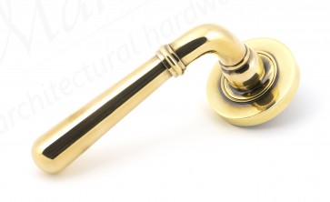 Newbury Lever on Rose Set (Plain) - Aged Brass