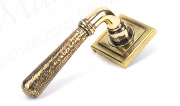 Hammered Newbury Lever on Rose Set (Square) - Aged Brass