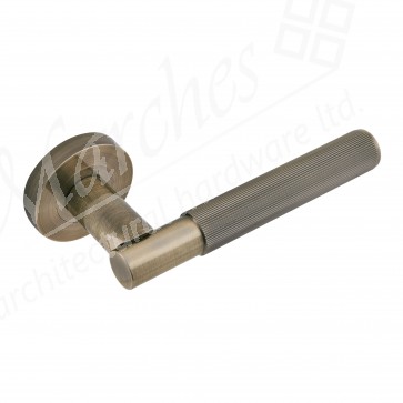 Insignia Linear Knurled Lever On Rose - Antique Bronze (Zinc)